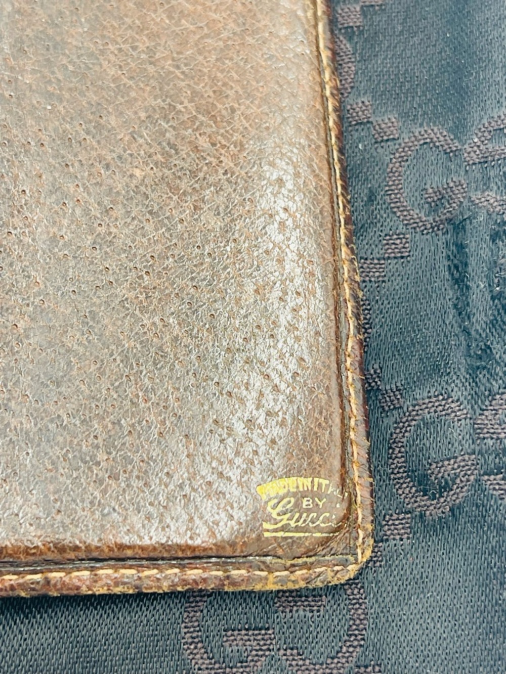 Gucci Brown Leather Bifold Wallet with Gold Logo - Picture 4 of 5